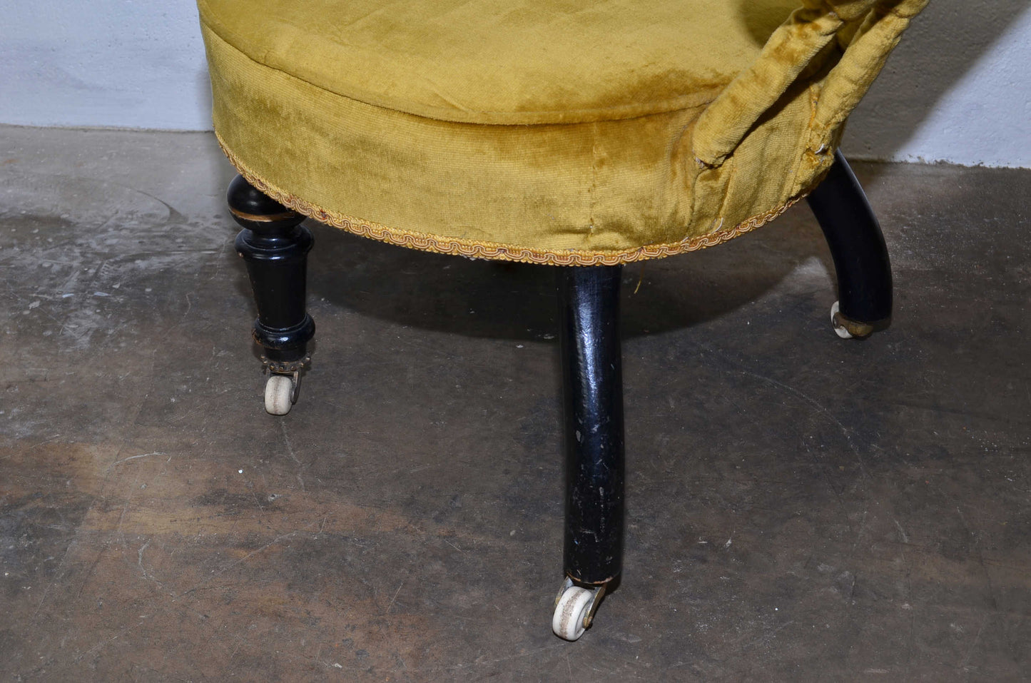 Victorian Ladies Chair