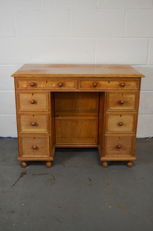 Arts & Crafts Desk (Pater Waals)