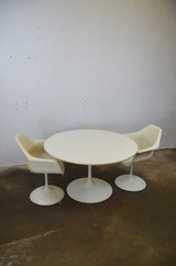 1970s Eero Saarinen For Arkana Table & Chairs