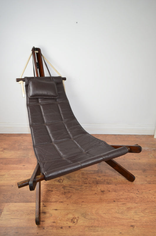 A Dominic Michaels Sail Chair