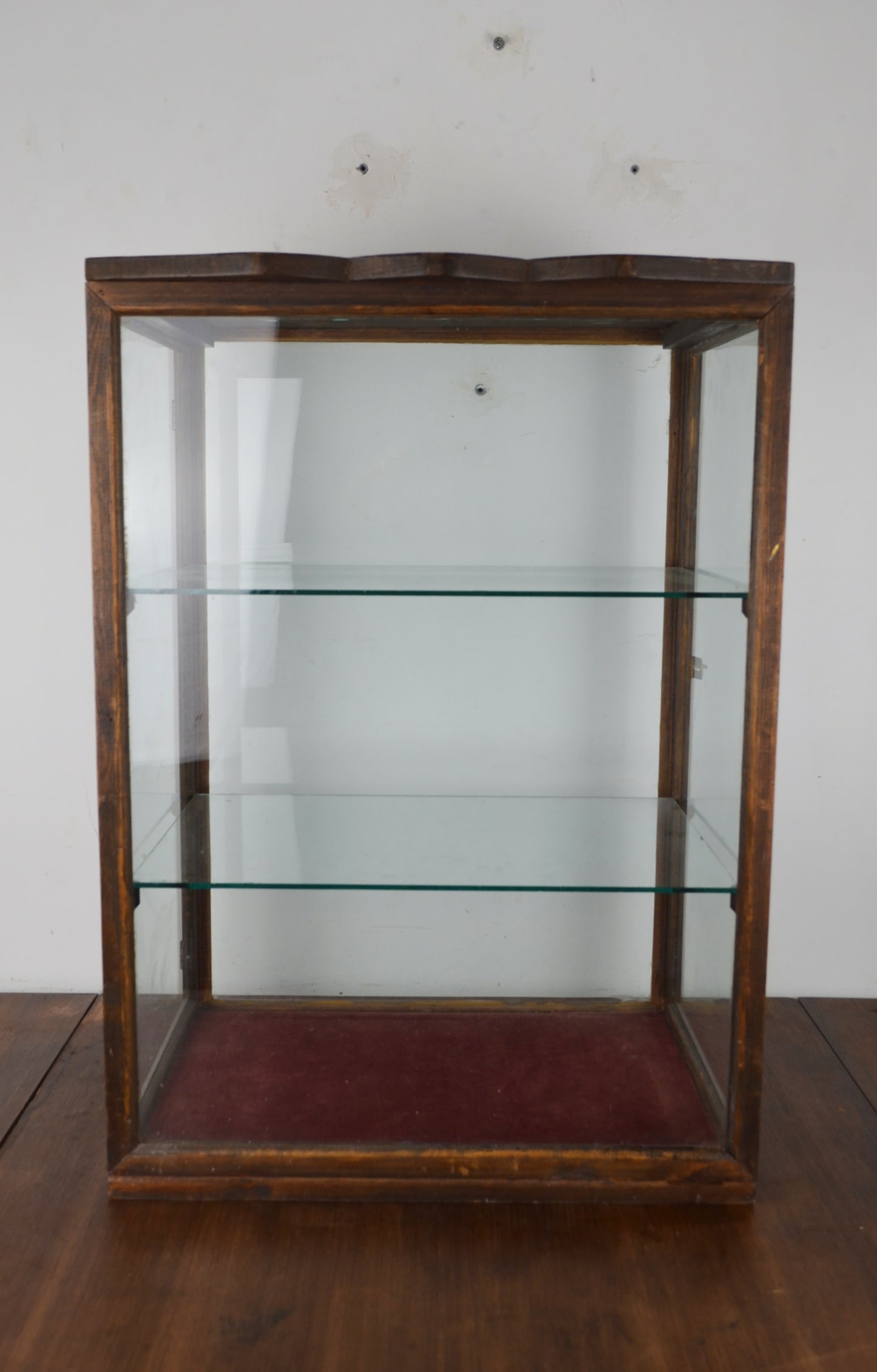 Early Display Cabinet